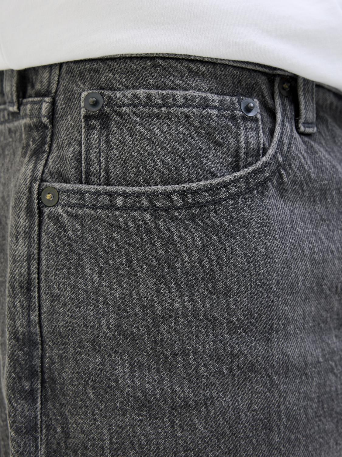 model_shot-detail